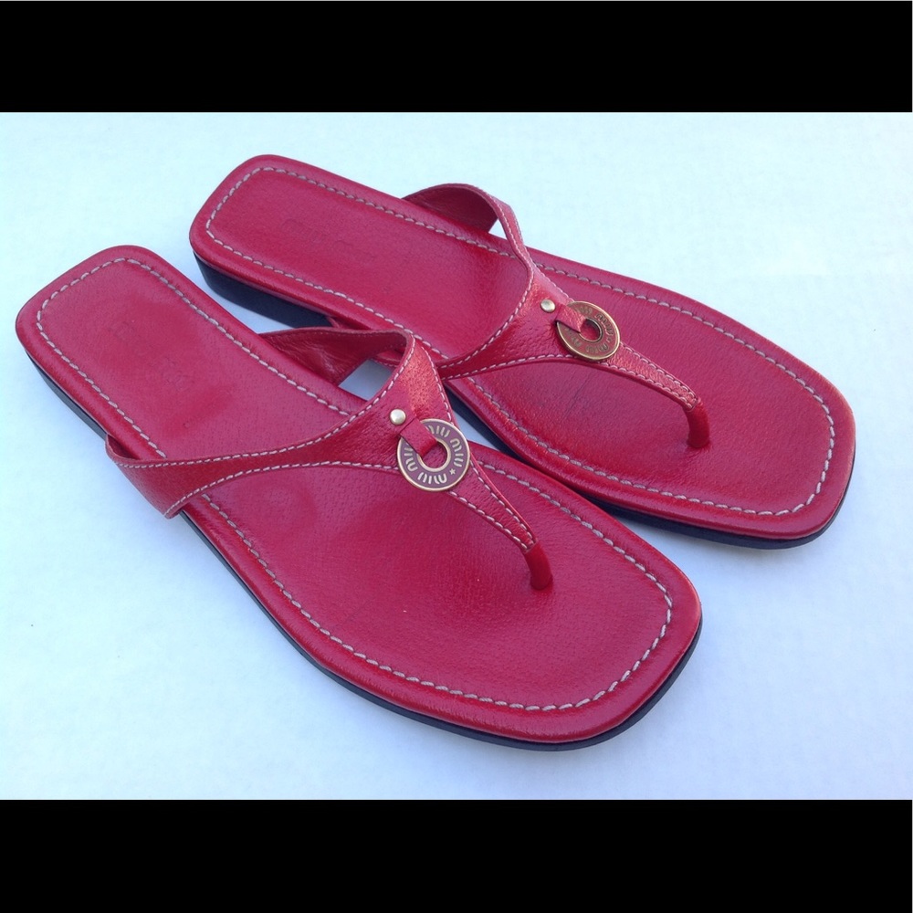 MIU MIU red sandals size 39